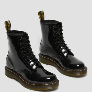 Doc Martens Size Women’s 8